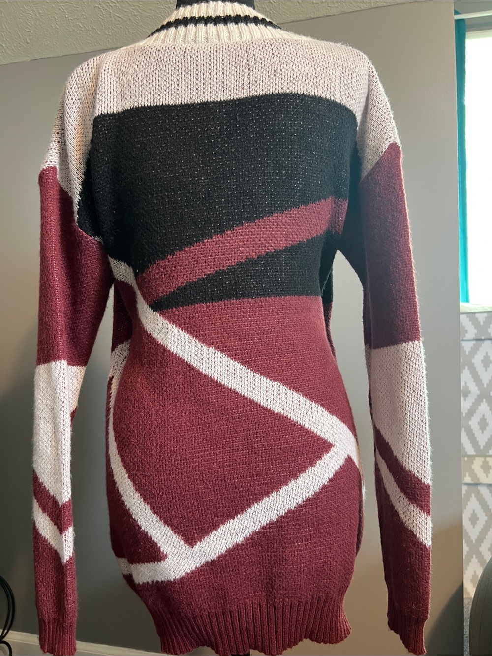 V-Neck Colorblock Sweater in Burgundy, Black & Cream - Picture 2 of 3